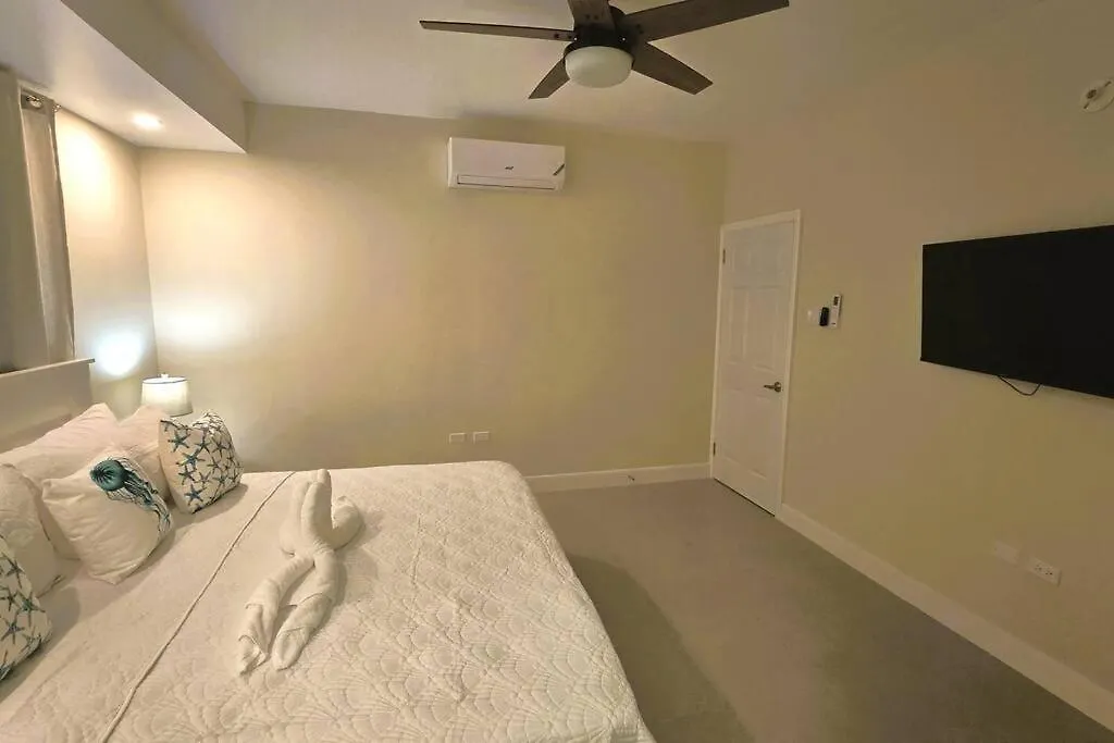 Seajam Vacation Home Between Negril & Montego Bay 루세아 0*,  자메이카