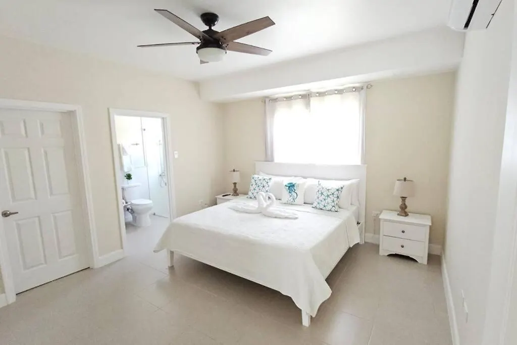 Villa Seajam Vacation Home Between Negril & Montego Bay Lucea Jamaica